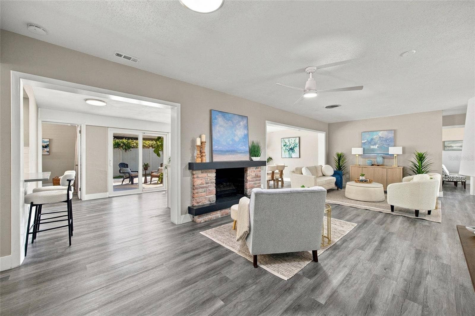 1721 HARBOR CIRCLE W, Largo, FL 33770