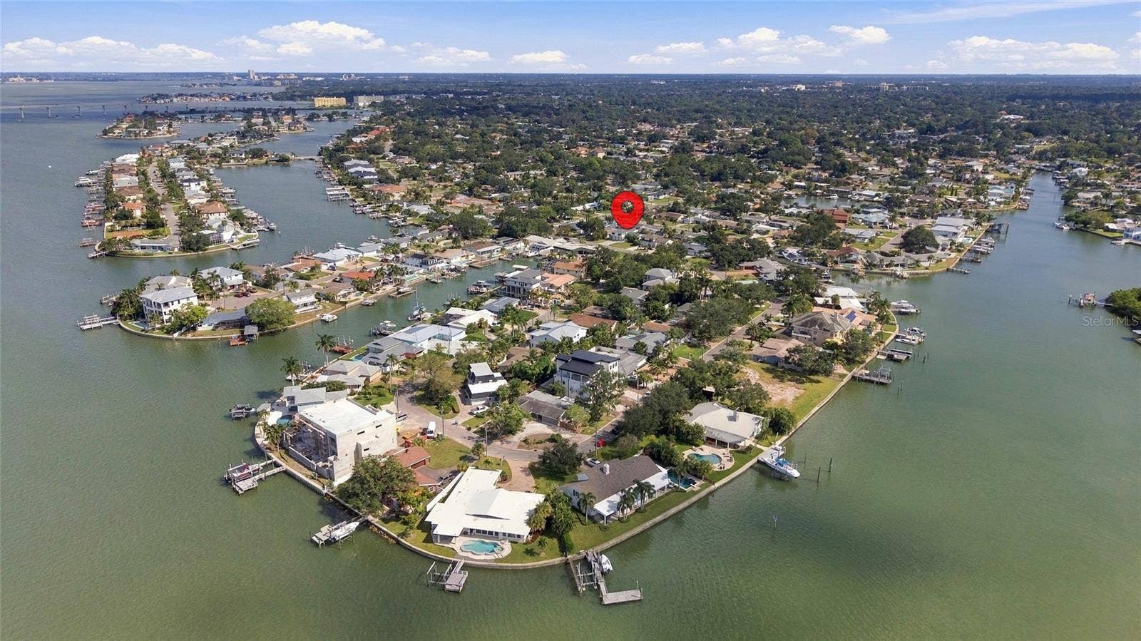 1721 HARBOR CIRCLE W, Largo, FL 33770