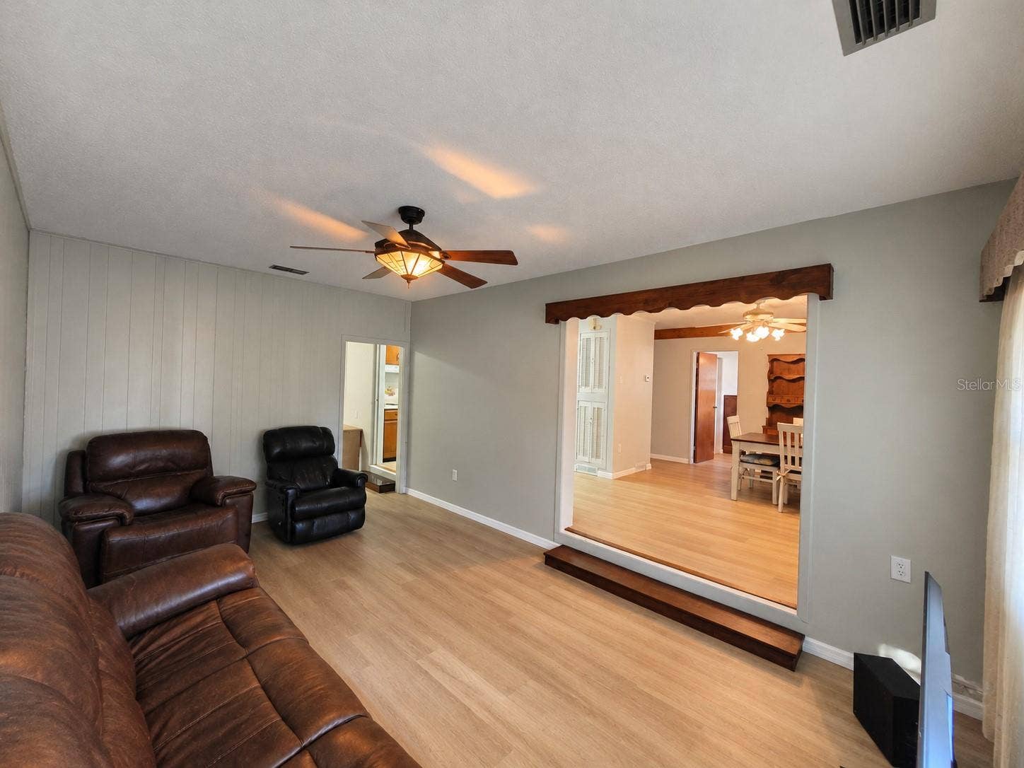 39100 YINGLING AVENUE, Zephyrhills, FL 33542 39100 YINGLING AVENUE, Zephyrhills, FL 33542