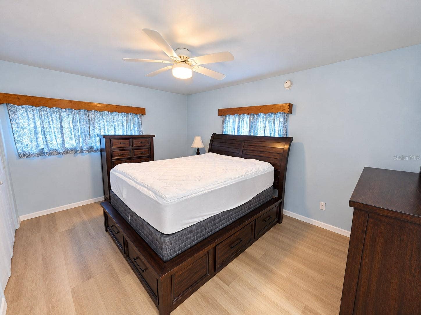 39100 YINGLING AVENUE, Zephyrhills, FL 33542 39100 YINGLING AVENUE, Zephyrhills, FL 33542