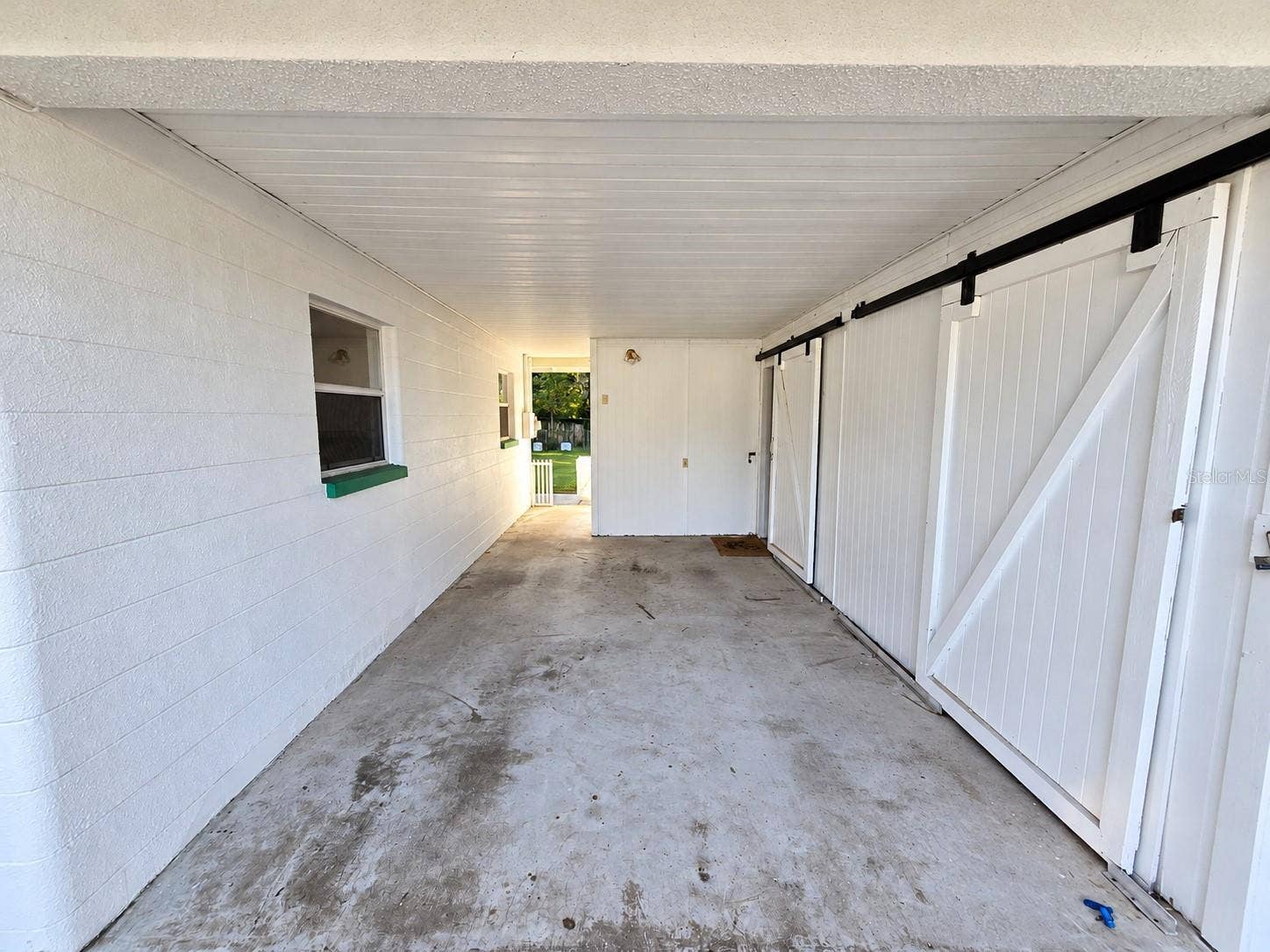 39100 YINGLING AVENUE, Zephyrhills, FL 33542 39100 YINGLING AVENUE, Zephyrhills, FL 33542