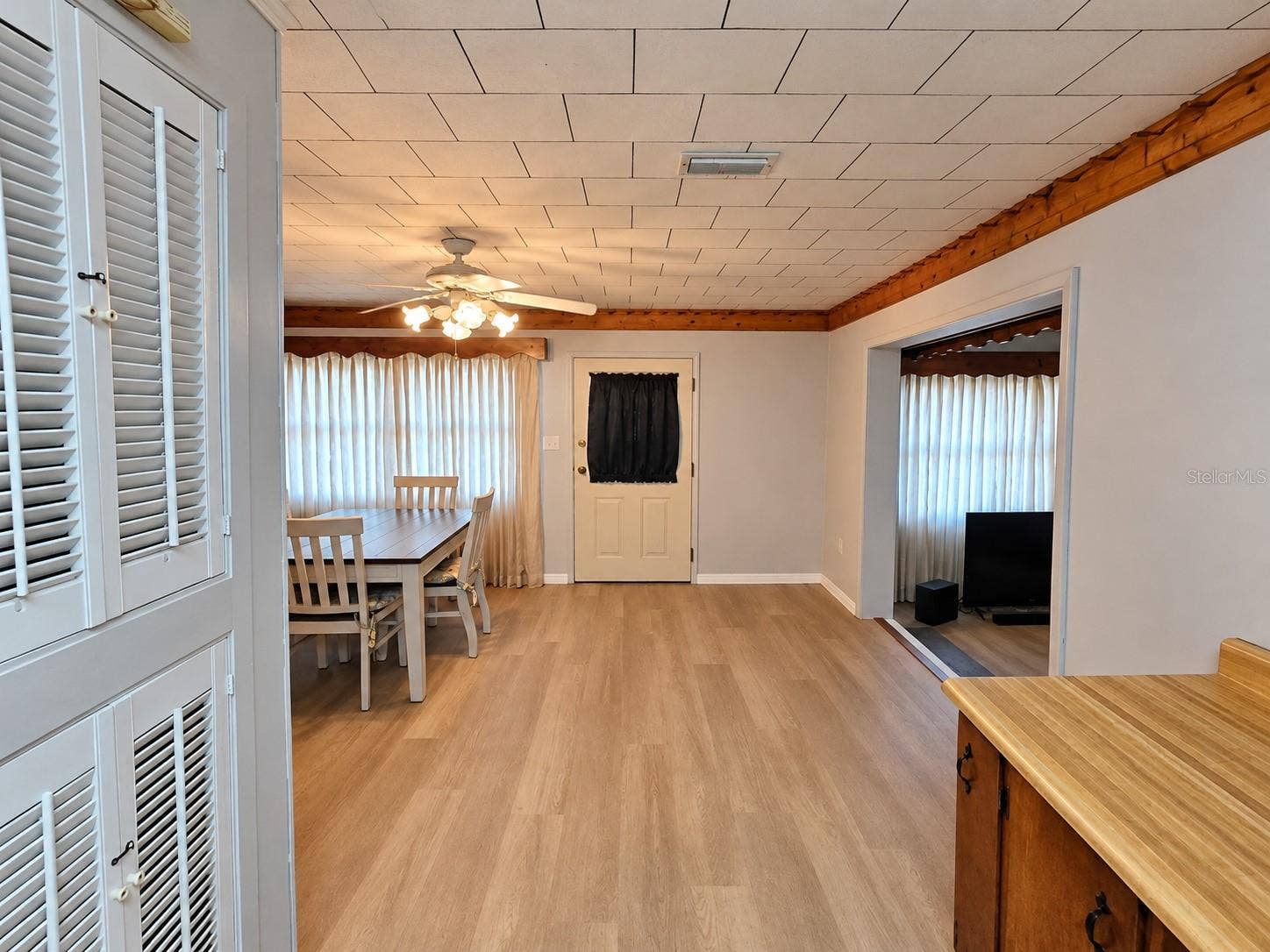 39100 YINGLING AVENUE, Zephyrhills, FL 33542 39100 YINGLING AVENUE, Zephyrhills, FL 33542