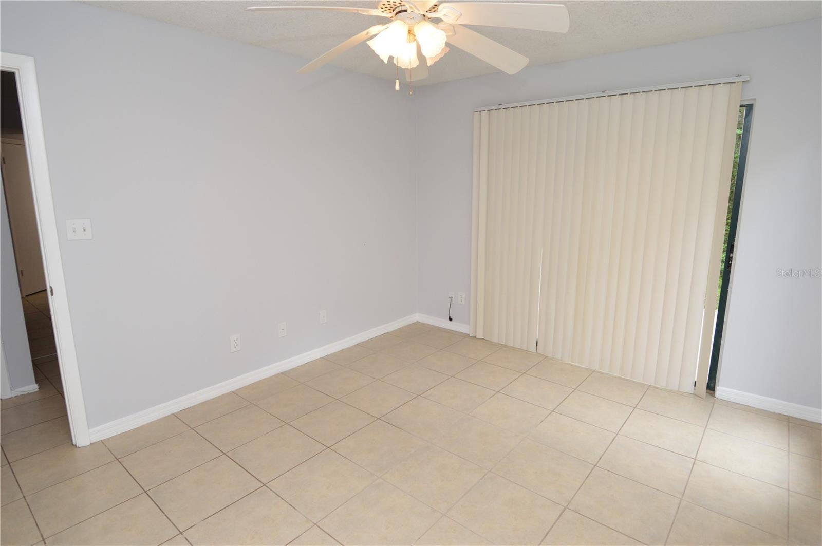 8630 MALLARD RESERVE DRIVE, #1, Tampa, FL 33614 8630 MALLARD RESERVE DRIVE, #1, Tampa, FL 33614