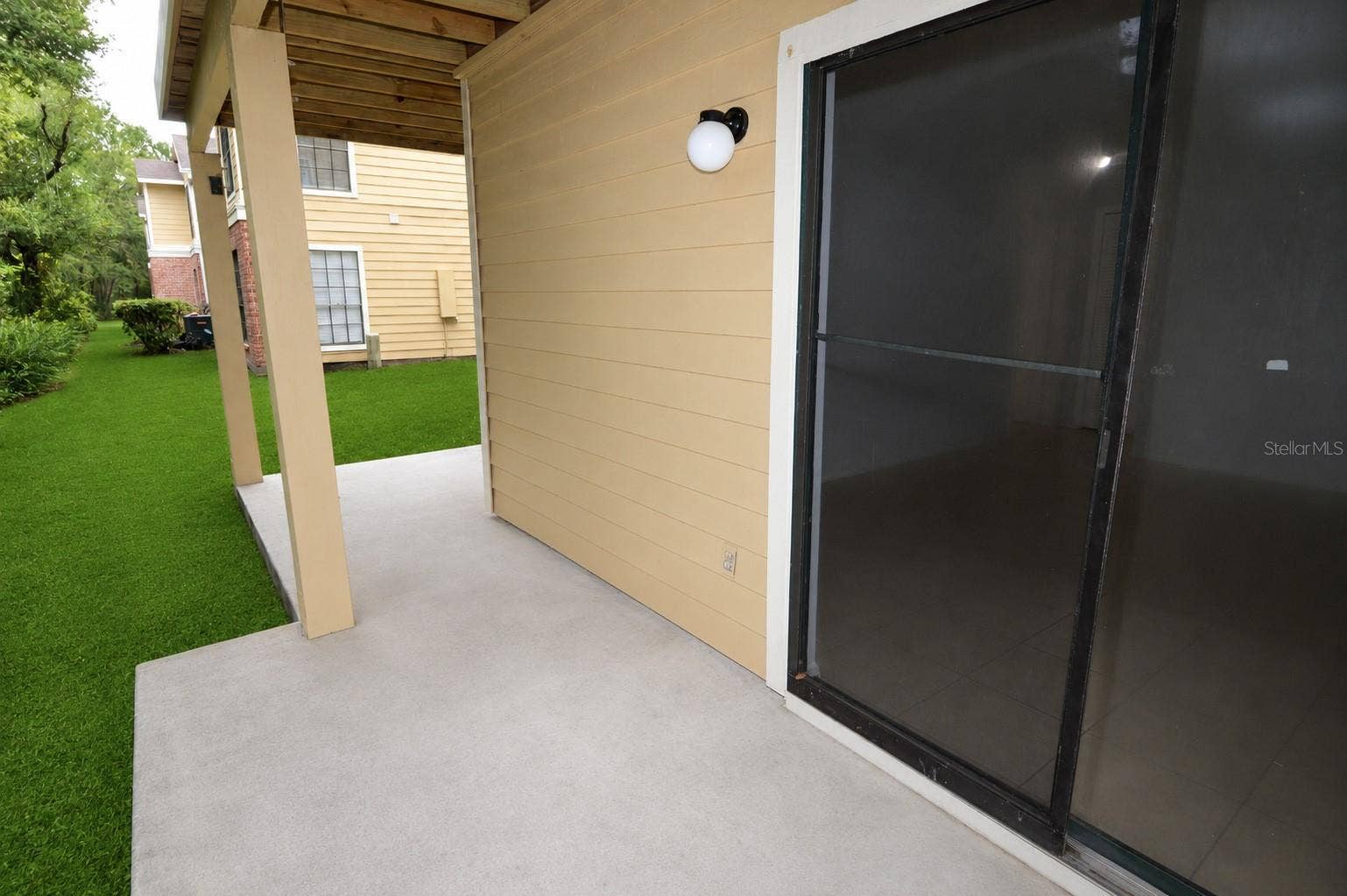 8630 MALLARD RESERVE DRIVE, #1, Tampa, FL 33614 8630 MALLARD RESERVE DRIVE, #1, Tampa, FL 33614