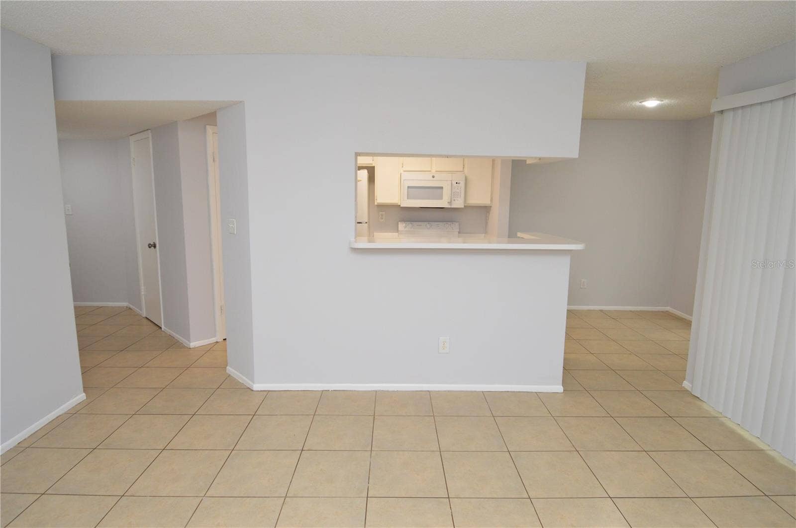 8630 MALLARD RESERVE DRIVE, #1, Tampa, FL 33614 8630 MALLARD RESERVE DRIVE, #1, Tampa, FL 33614