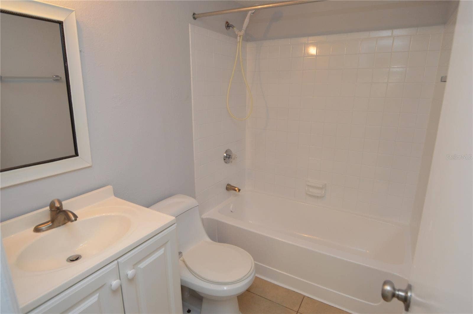 8630 MALLARD RESERVE DRIVE, #1, Tampa, FL 33614 8630 MALLARD RESERVE DRIVE, #1, Tampa, FL 33614
