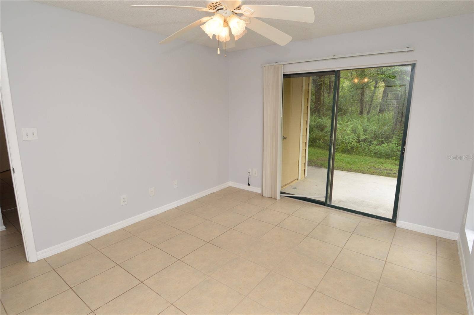 8630 MALLARD RESERVE DRIVE, #1, Tampa, FL 33614 8630 MALLARD RESERVE DRIVE, #1, Tampa, FL 33614