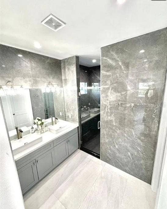 517 NW 19TH TERRACE, Cape Coral, FL 33993 master bath