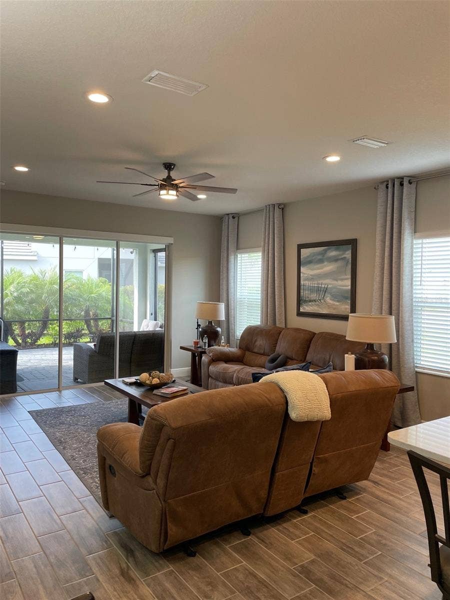 2944 SKY BLUE CV, Bradenton, FL 34211 Living Room