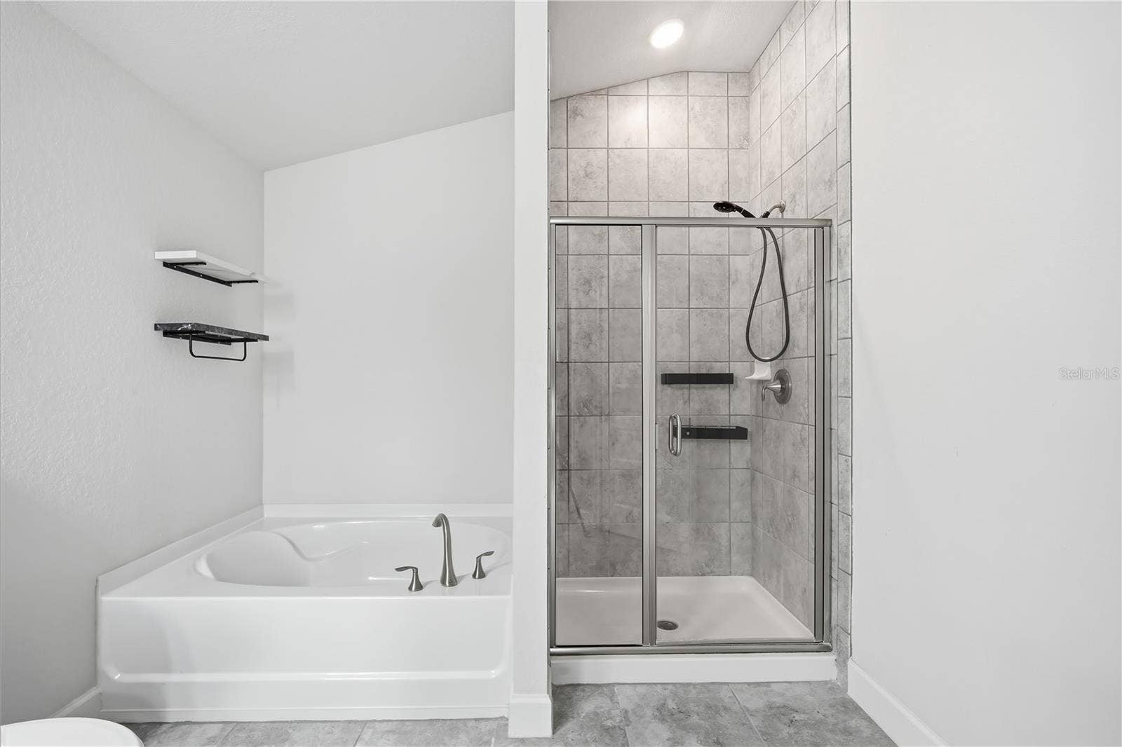 14516 SCOTTBURGH GLEN DRIVE, Wimauma, FL 33598 14516 SCOTTBURGH GLEN DRIVE, Wimauma, FL 33598