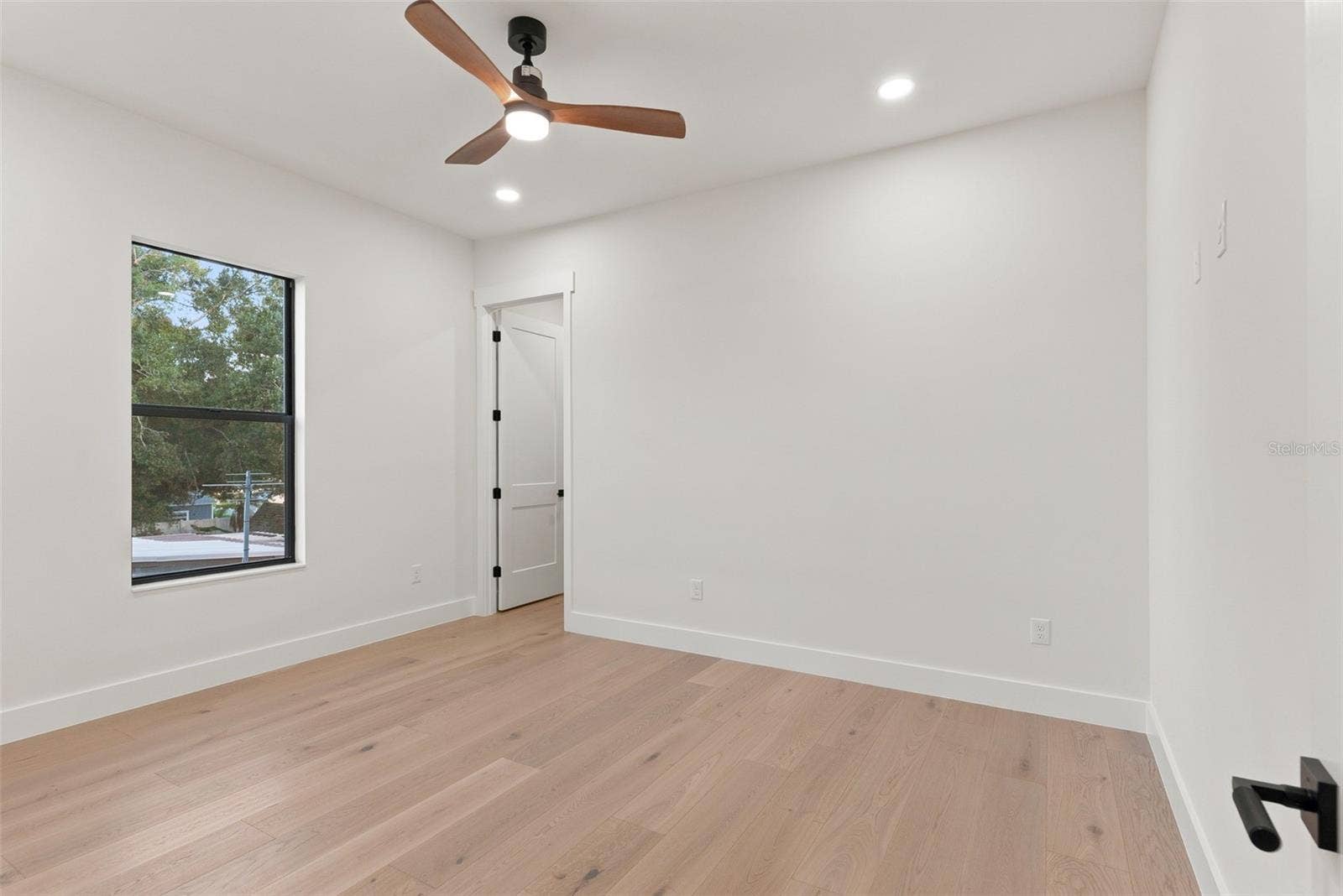 812 W KENTUCKY AVENUE, Tampa, FL 33603