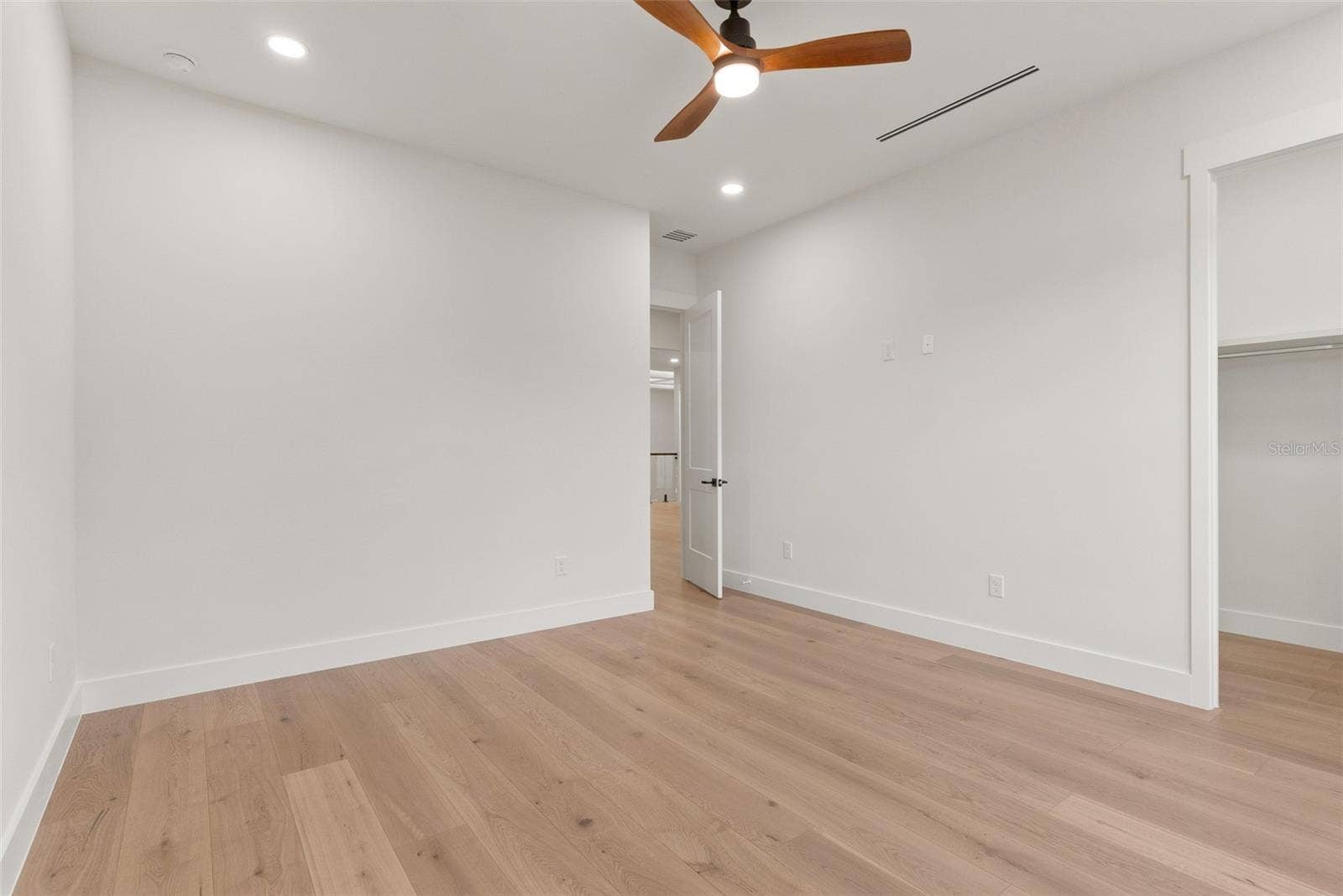 812 W KENTUCKY AVENUE, Tampa, FL 33603
