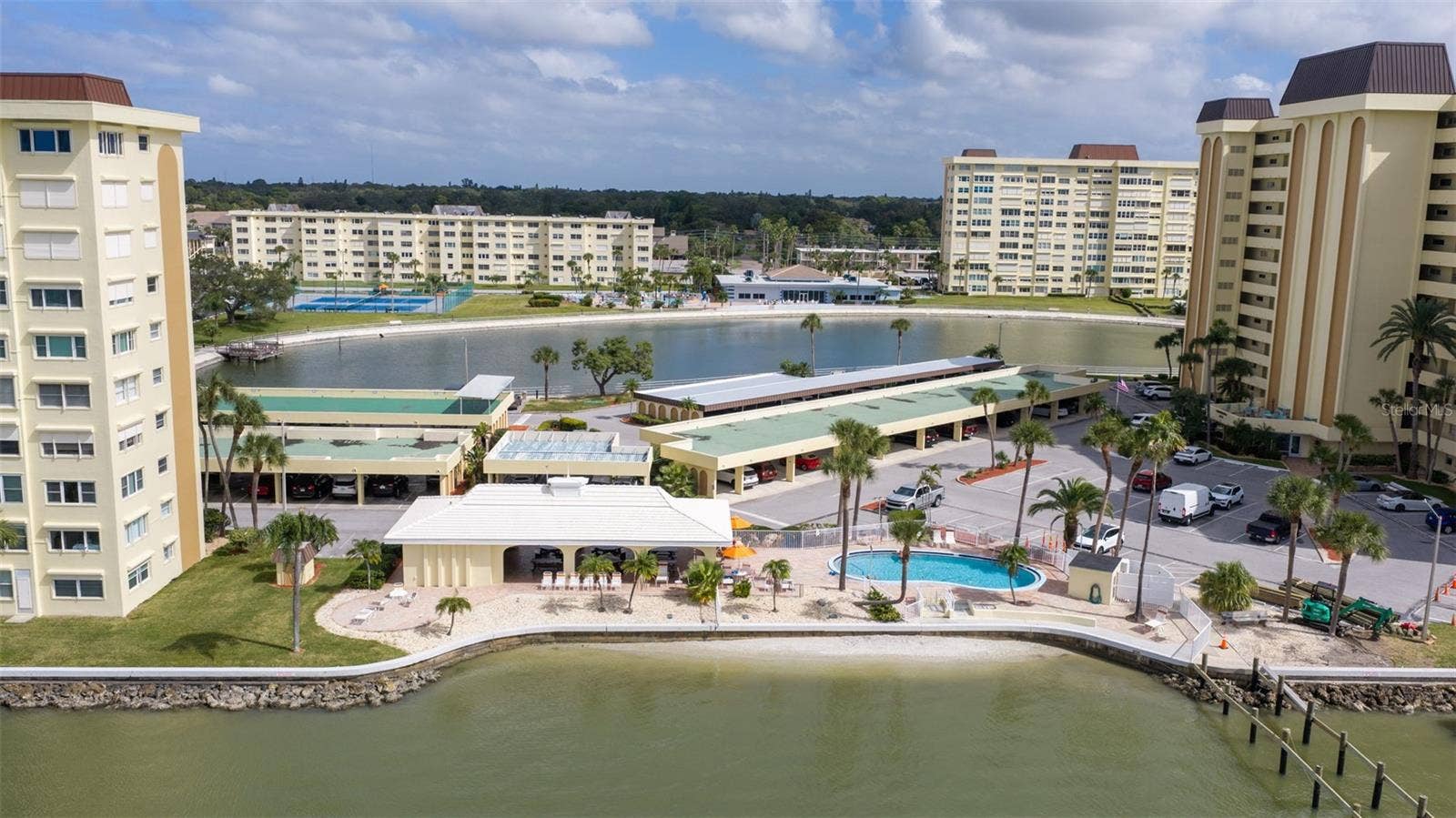 4700 COVE CIRCLE, #111, St Petersburg, FL 33708 4700 COVE CIRCLE, #111, St Petersburg, FL 33708
