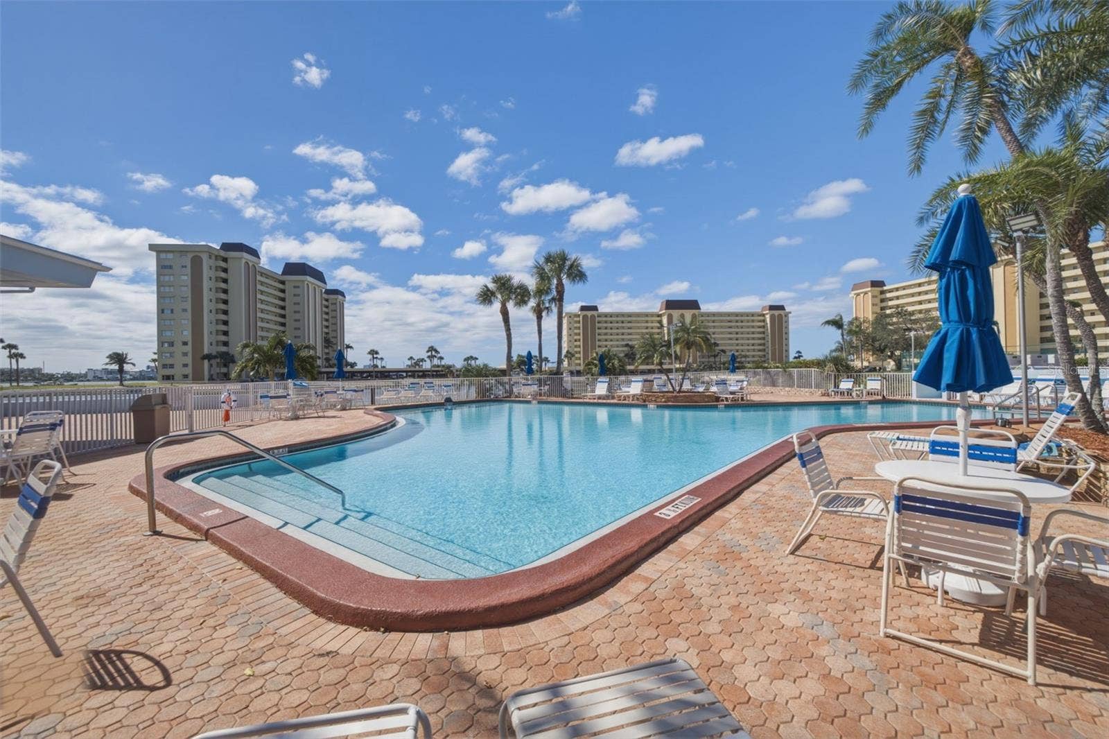 4700 COVE CIRCLE, #111, St Petersburg, FL 33708 4700 COVE CIRCLE, #111, St Petersburg, FL 33708
