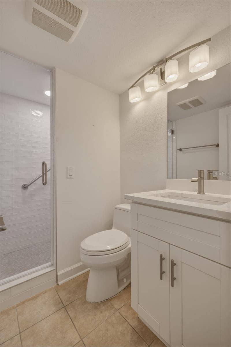 4700 COVE CIRCLE, #111, St Petersburg, FL 33708 4700 COVE CIRCLE, #111, St Petersburg, FL 33708