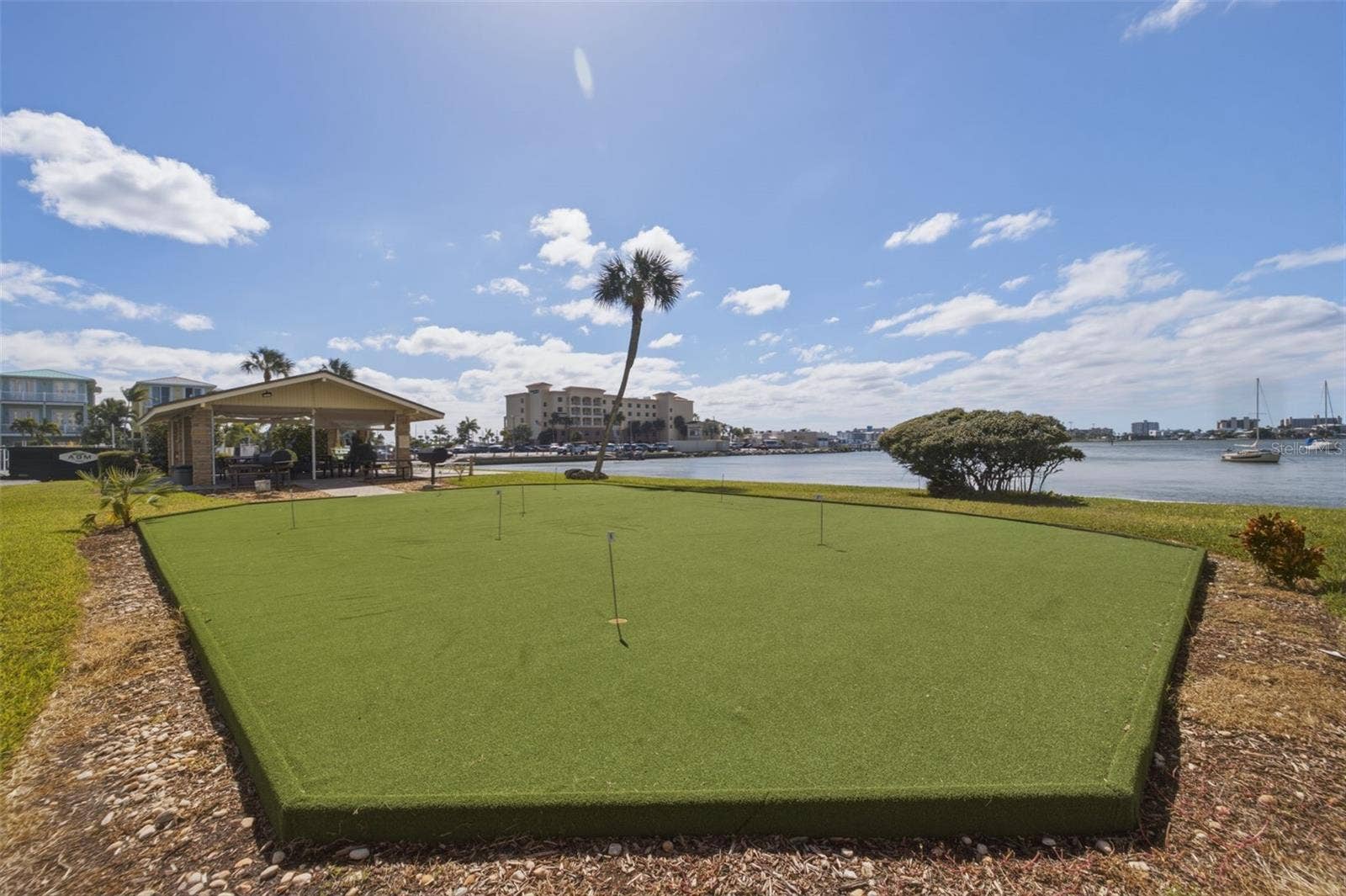 4700 COVE CIRCLE, #111, St Petersburg, FL 33708 Putting practice!