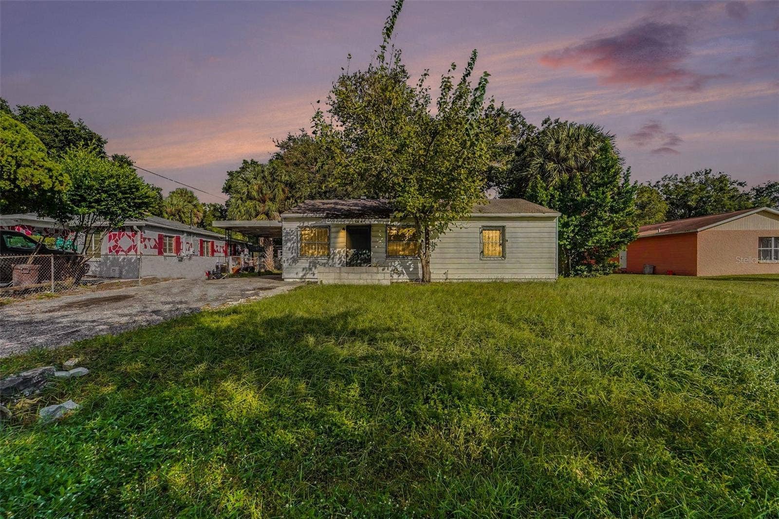 3921 W CHERRY STREET, Tampa, FL 33607