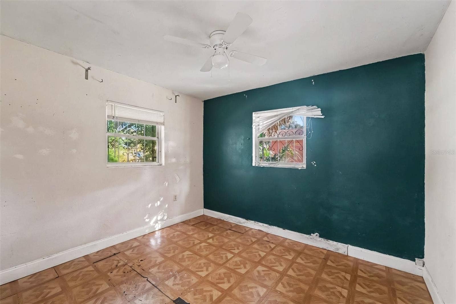 3921 W CHERRY STREET, Tampa, FL 33607