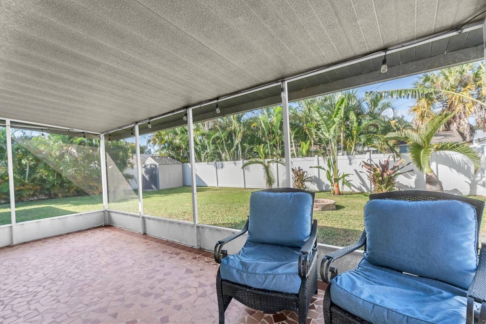 11401 81ST AVENUE, Seminole, FL 33772