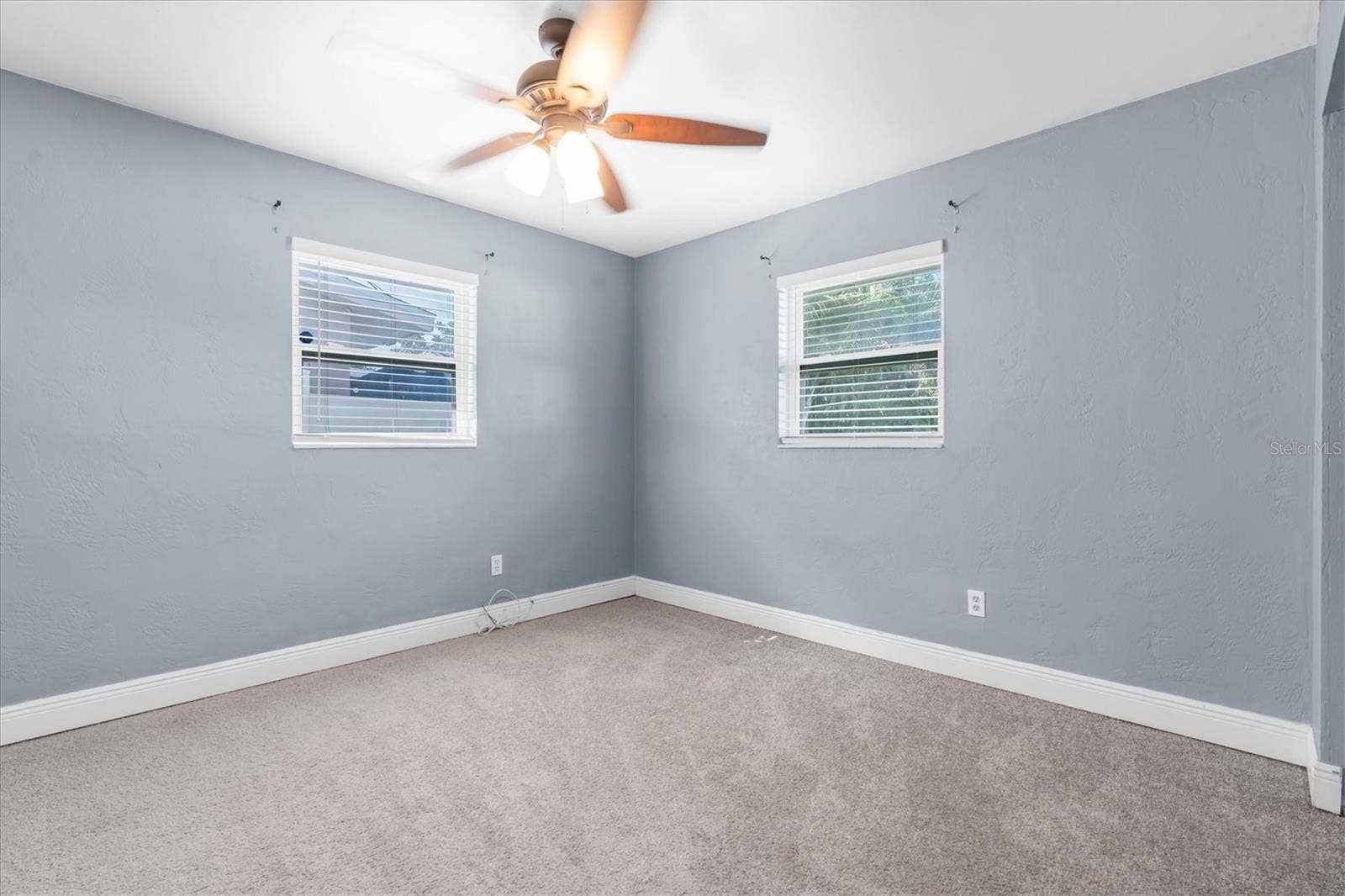 11401 81ST AVENUE, Seminole, FL 33772