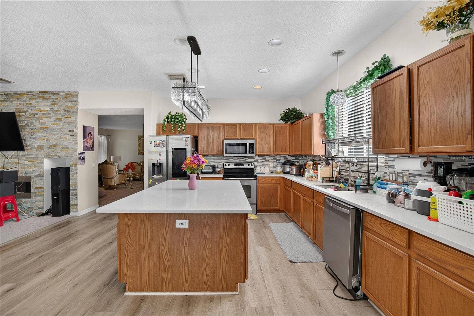 12139 FOX BLOOM AVENUE, Gibsonton, FL 33534 12139 FOX BLOOM AVENUE, Gibsonton, FL 33534