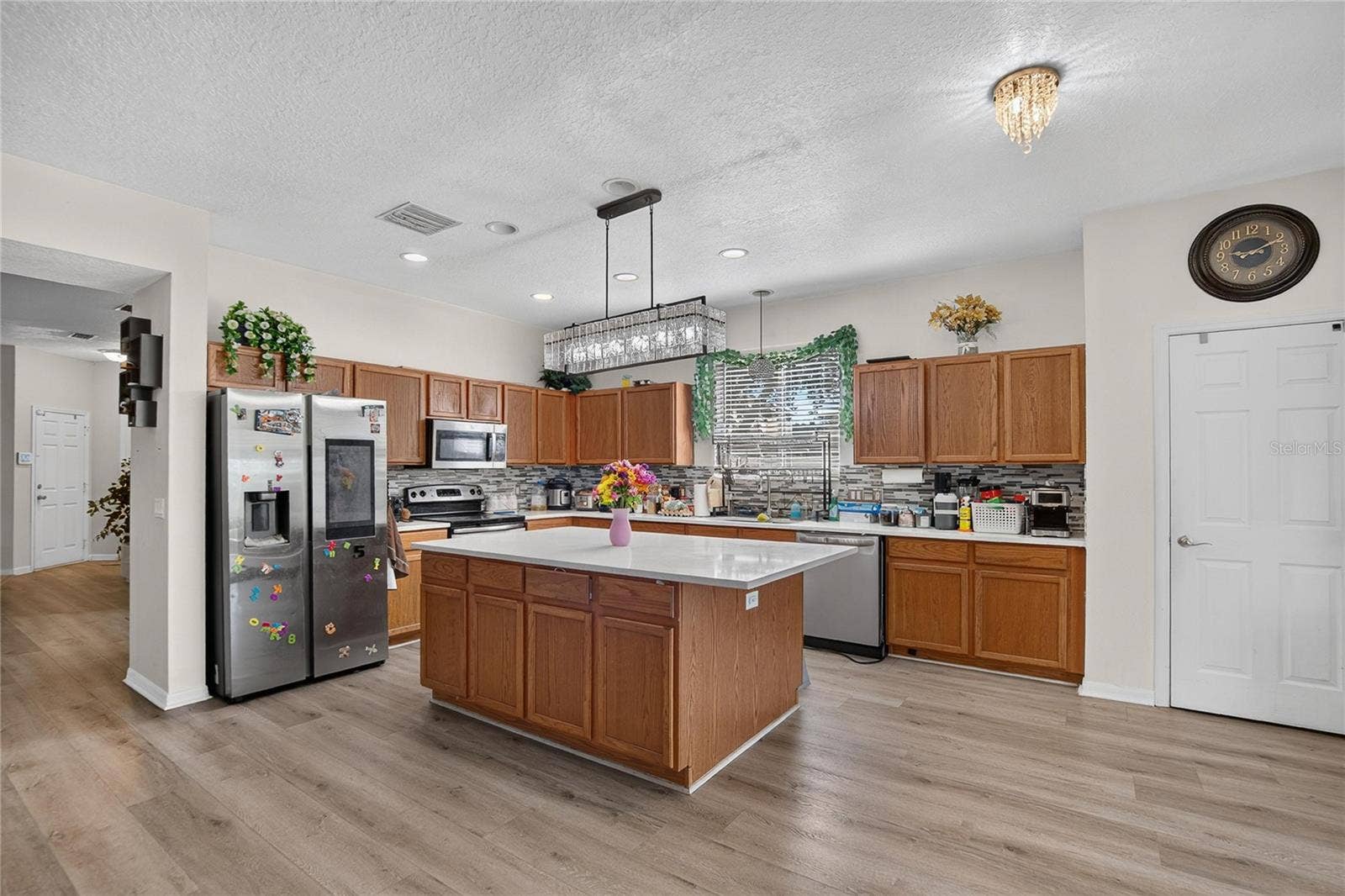 12139 FOX BLOOM AVENUE, Gibsonton, FL 33534 12139 FOX BLOOM AVENUE, Gibsonton, FL 33534