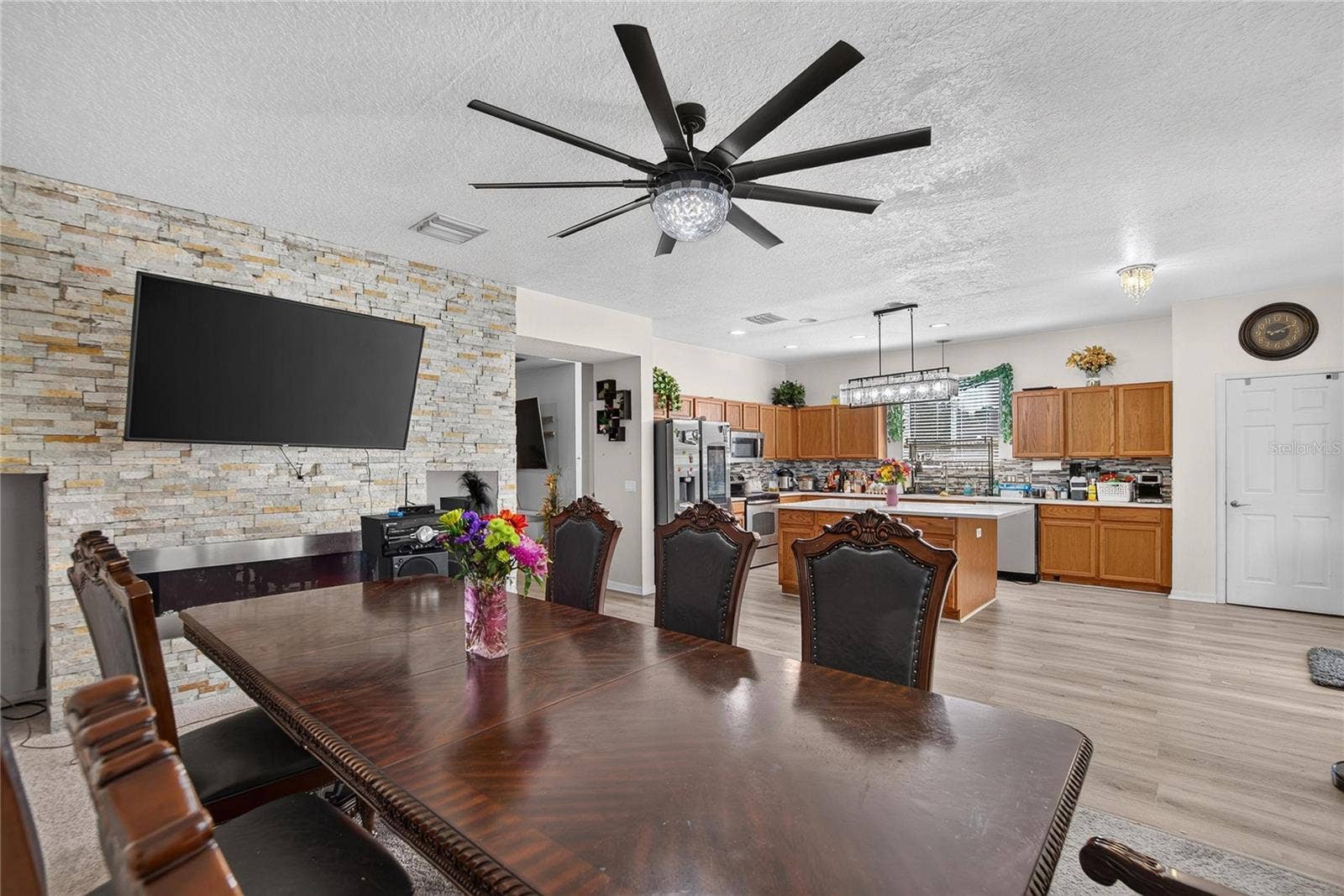 12139 FOX BLOOM AVENUE, Gibsonton, FL 33534 12139 FOX BLOOM AVENUE, Gibsonton, FL 33534