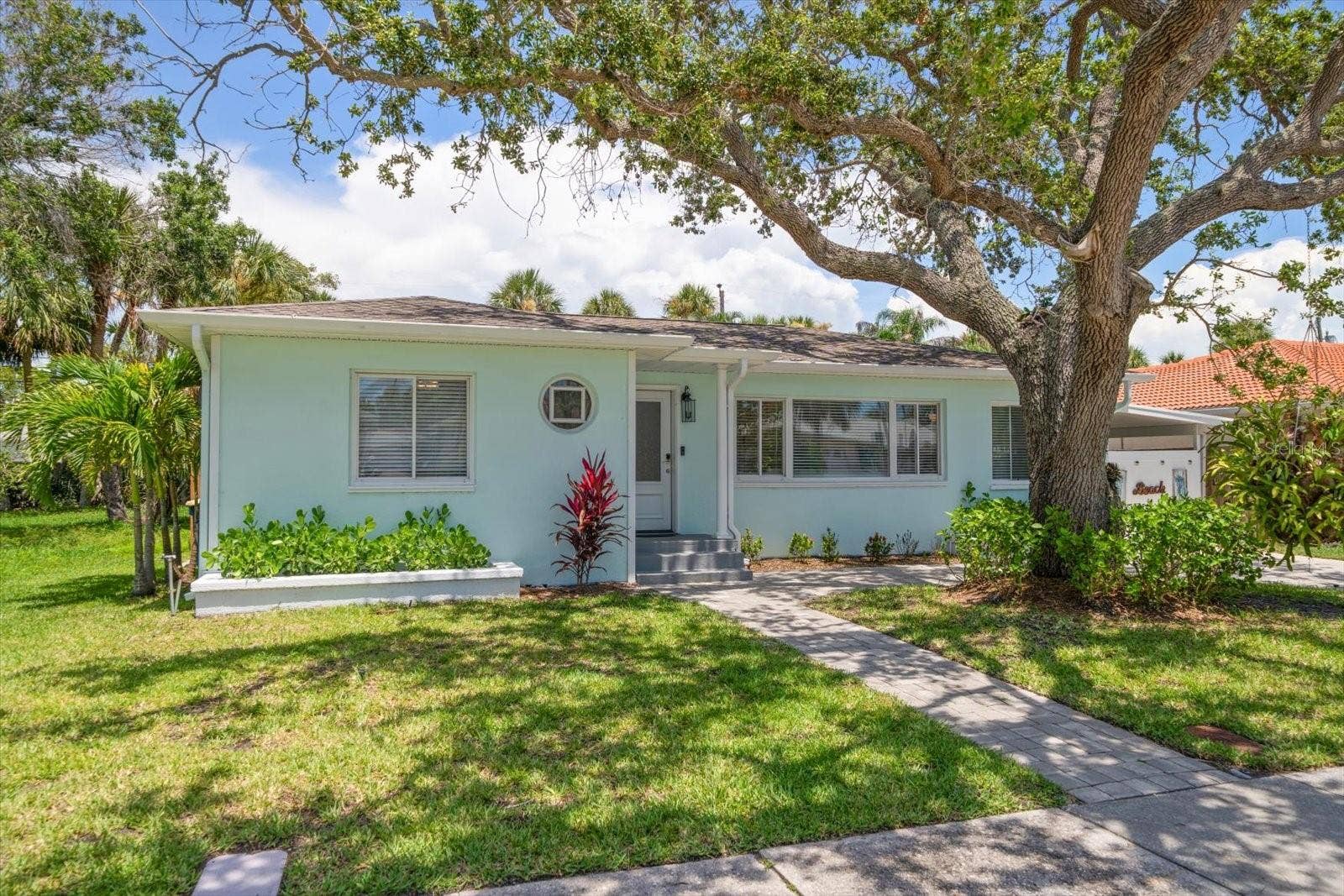 745 BRUCE AVENUE, Clearwater Beach, FL 33767 745 BRUCE AVENUE, Clearwater Beach, FL 33767