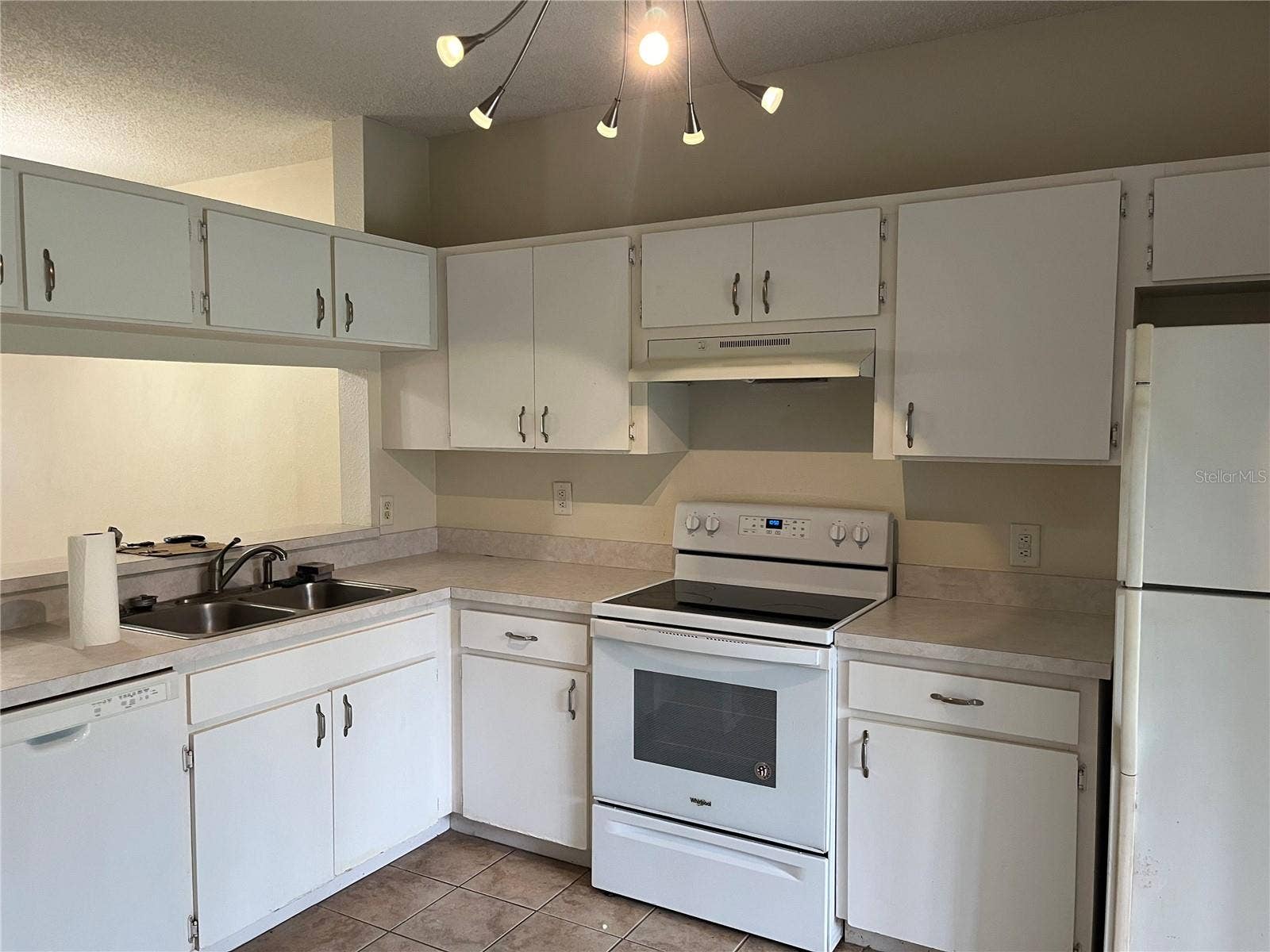 435 COUNTRYSIDE KEY BOULEVARD, Oldsmar, FL 34677 435 COUNTRYSIDE KEY BOULEVARD, Oldsmar, FL 34677
