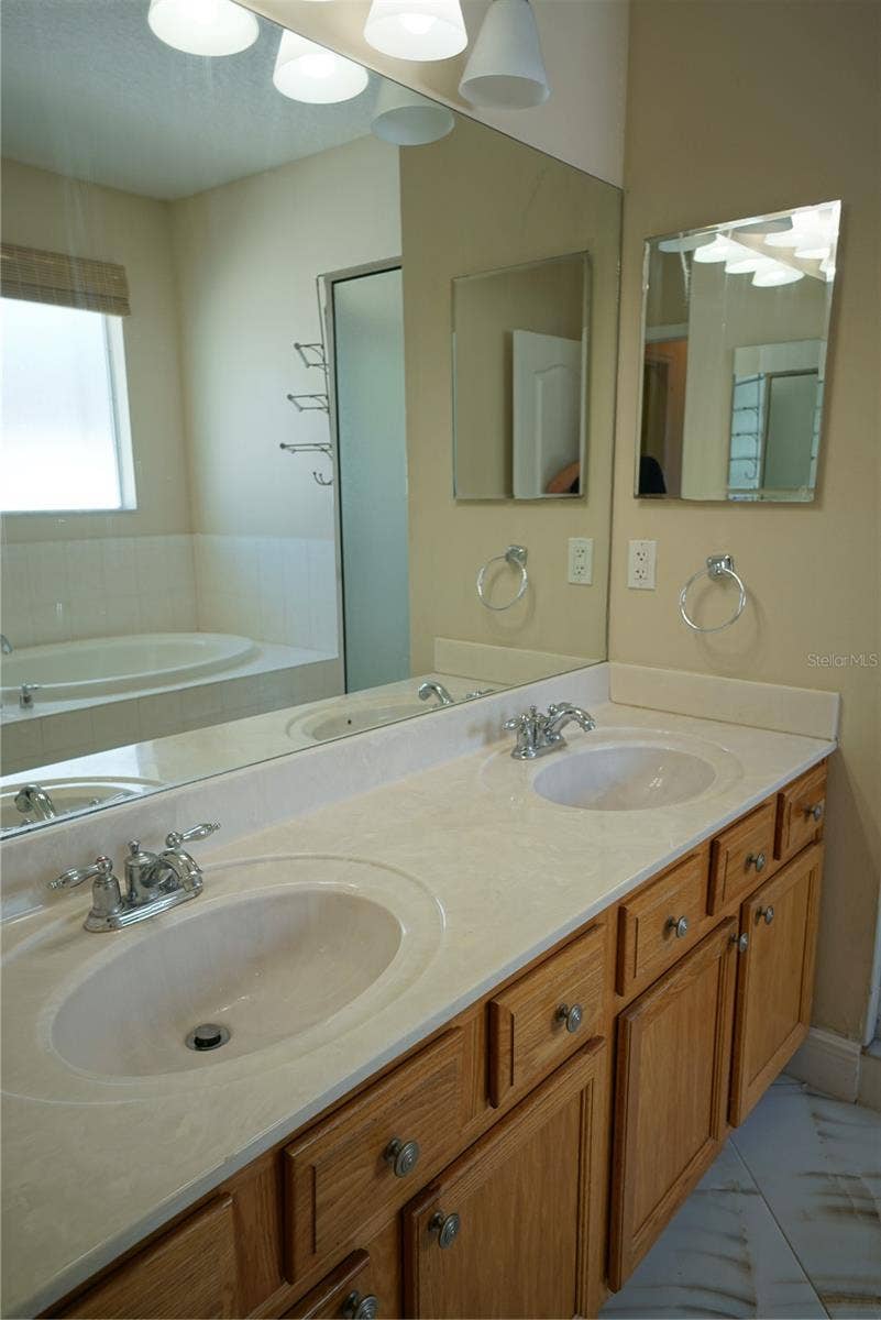 1603 WHITE DOVE COURT, Brandon, FL 33510 1603 WHITE DOVE COURT, Brandon, FL 33510