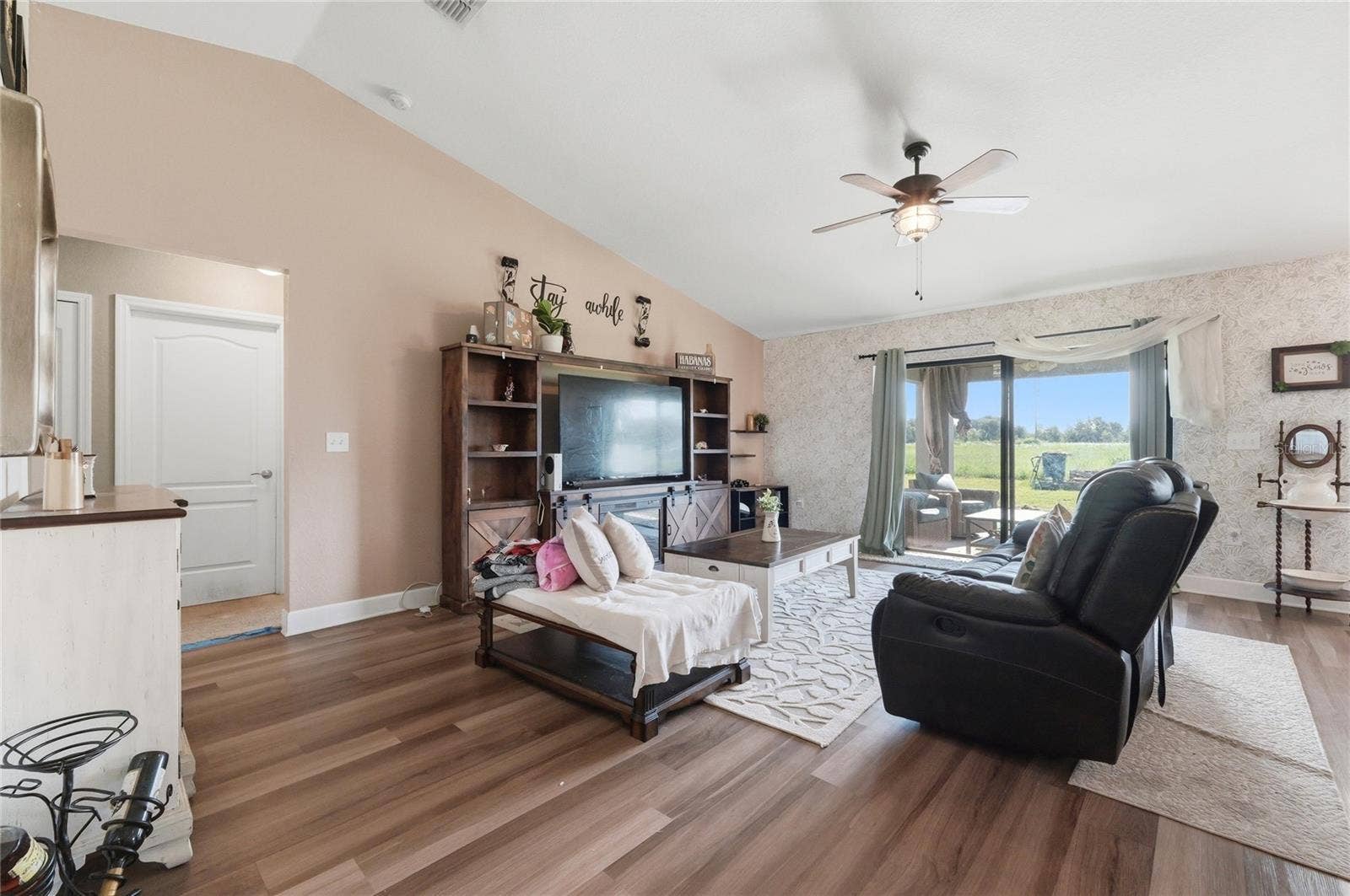 828 ULMER ROAD, Frostproof, FL 33843 828 ULMER ROAD, Frostproof, FL 33843