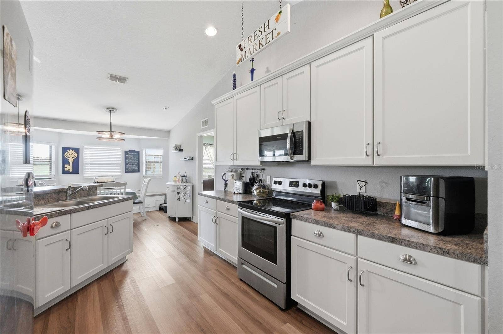 828 ULMER ROAD, Frostproof, FL 33843 828 ULMER ROAD, Frostproof, FL 33843