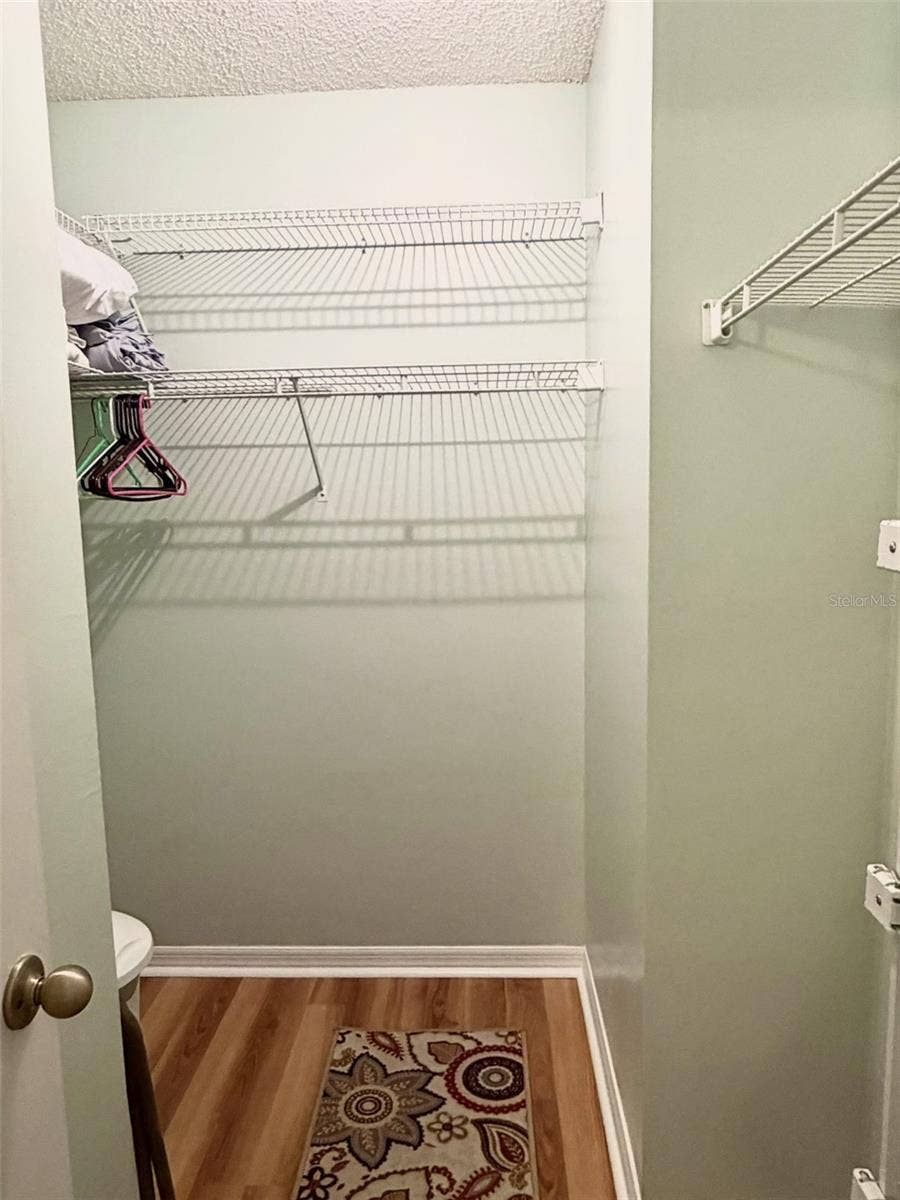 walk in closet