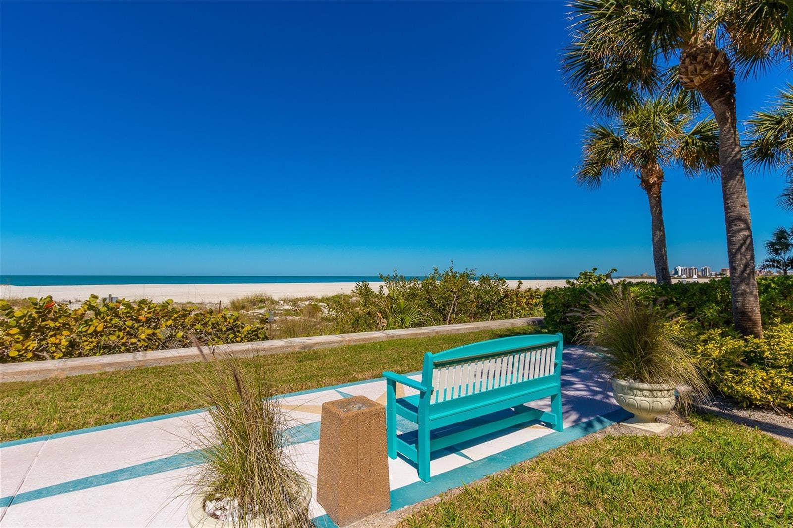 1380 GULF BOULEVARD, #307, Clearwater Beach, FL 33767 Relax and enjoy all the