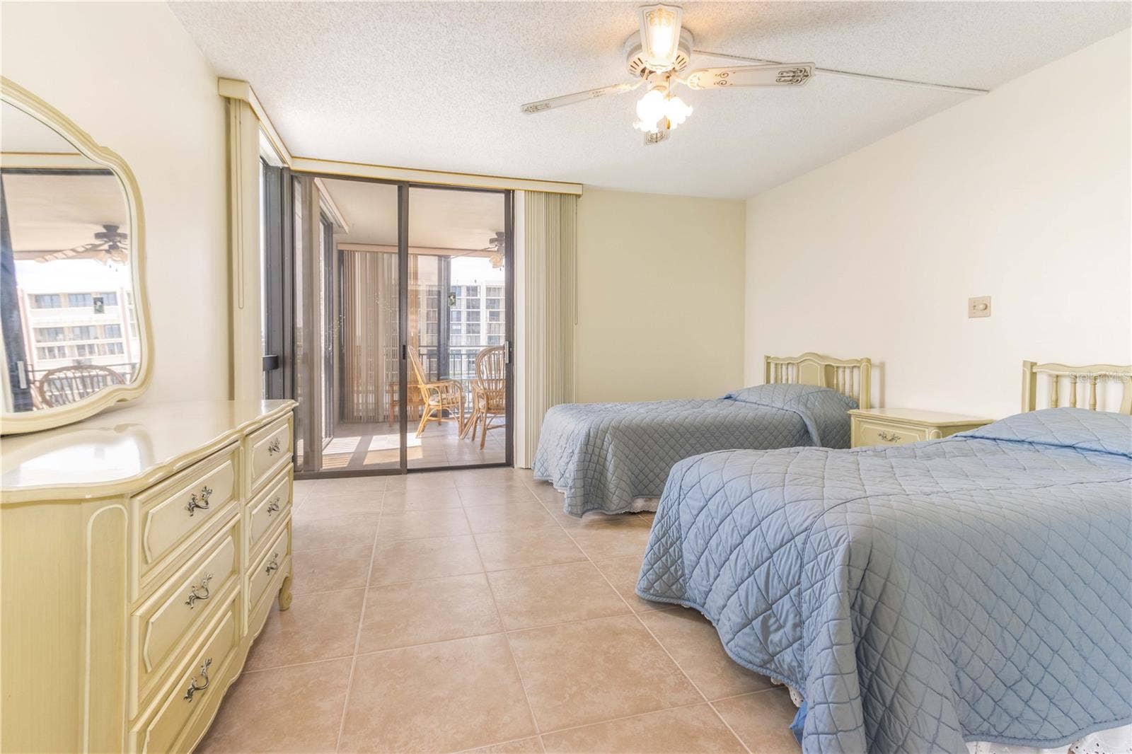 1380 GULF BOULEVARD, #307, Clearwater Beach, FL 33767 Guest Bedroom