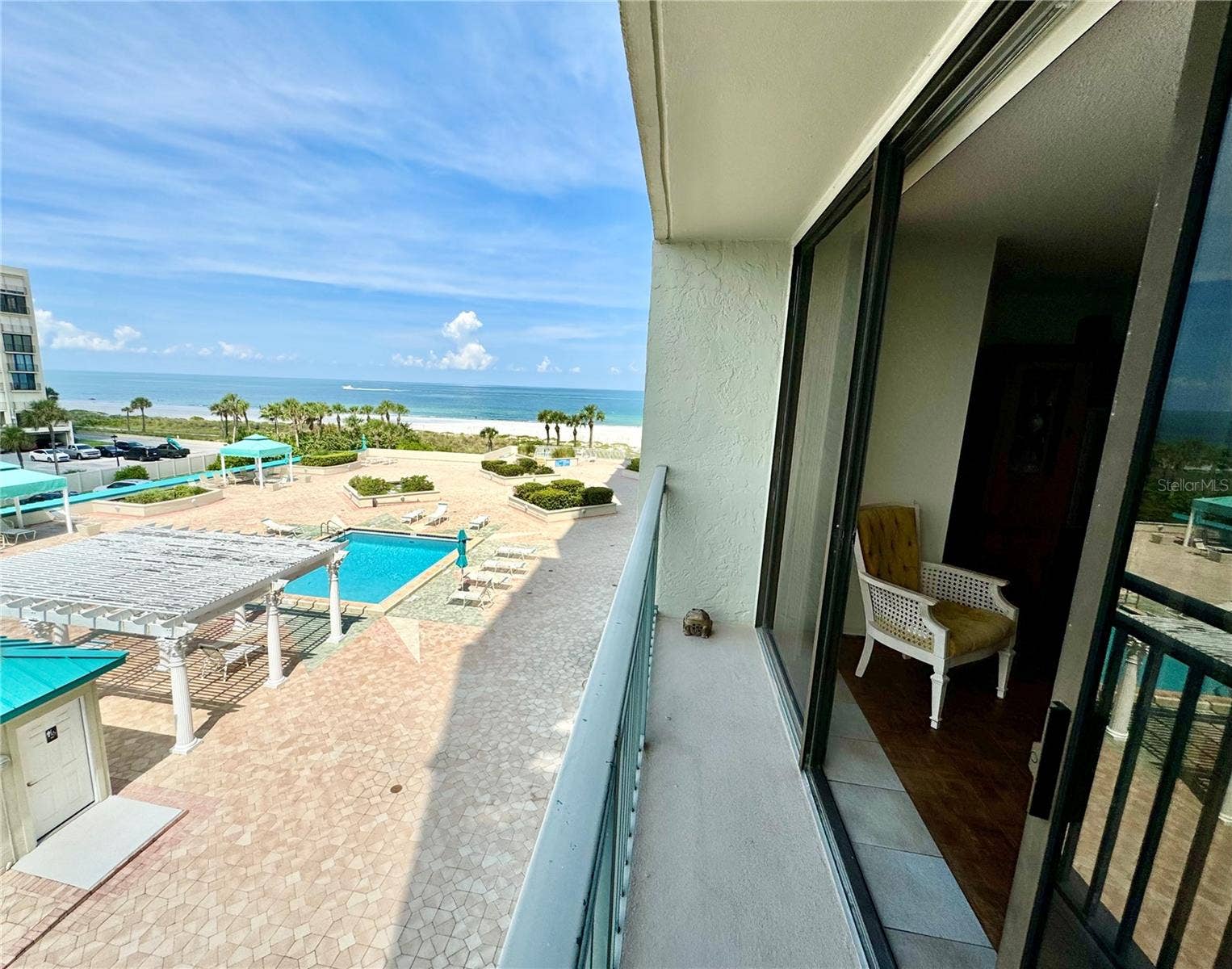 1380 GULF BOULEVARD, #307, Clearwater Beach, FL 33767 1380 GULF BOULEVARD, #307, Clearwater Beach, FL 33767