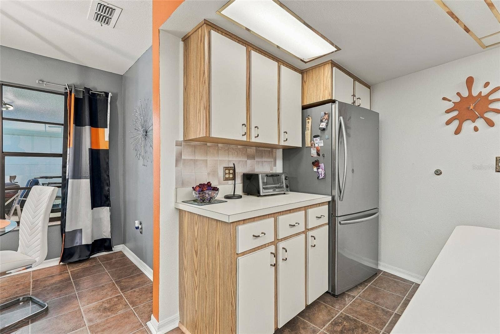 9896 DOMINGO DRIVE, Brooksville, FL 34601 New Stainless Steel Appliances