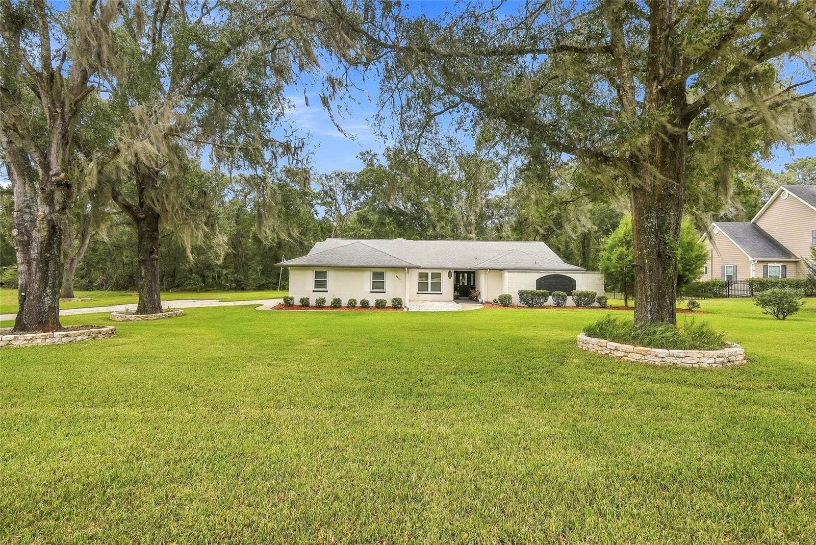 9896 DOMINGO DRIVE, Brooksville, FL 34601 Mature Landscaping