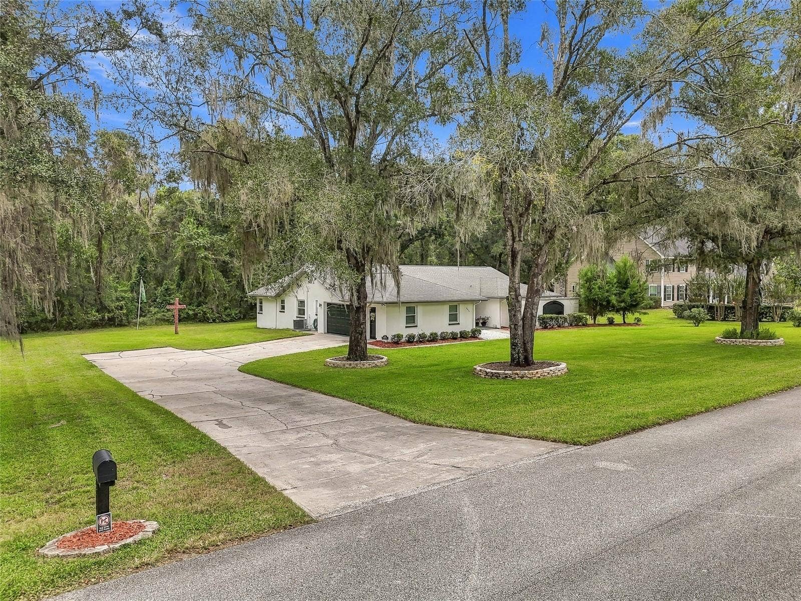 9896 DOMINGO DRIVE, Brooksville, FL 34601 No build lot adjacent