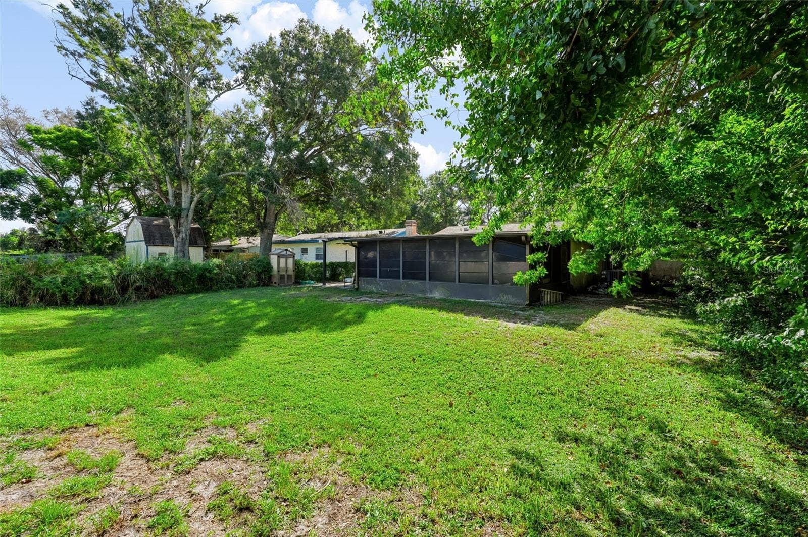 8399 79TH AVENUE, Seminole, FL 33777 8399 79TH AVENUE, Seminole, FL 33777
