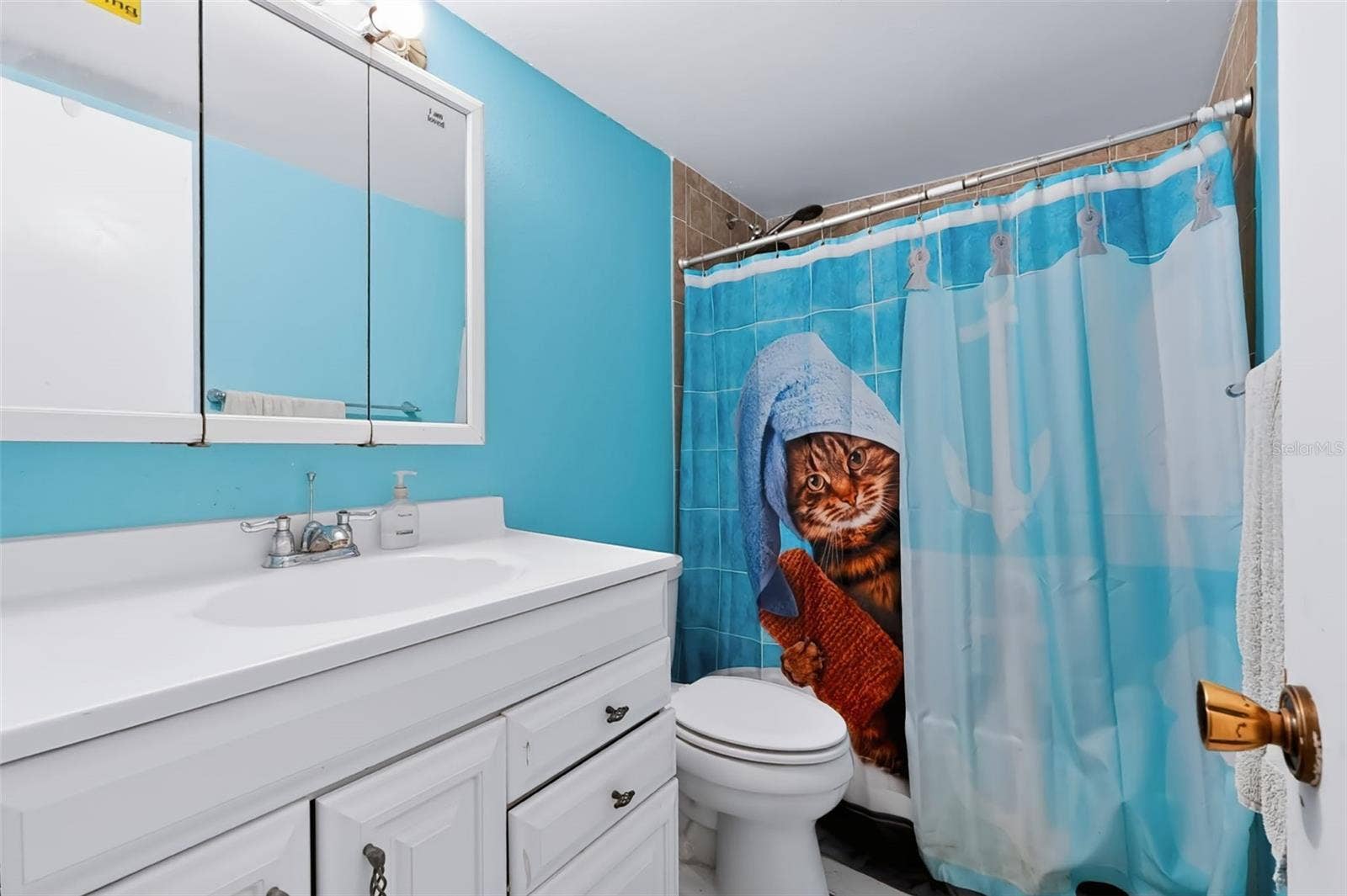 8399 79TH AVENUE, Seminole, FL 33777 8399 79TH AVENUE, Seminole, FL 33777