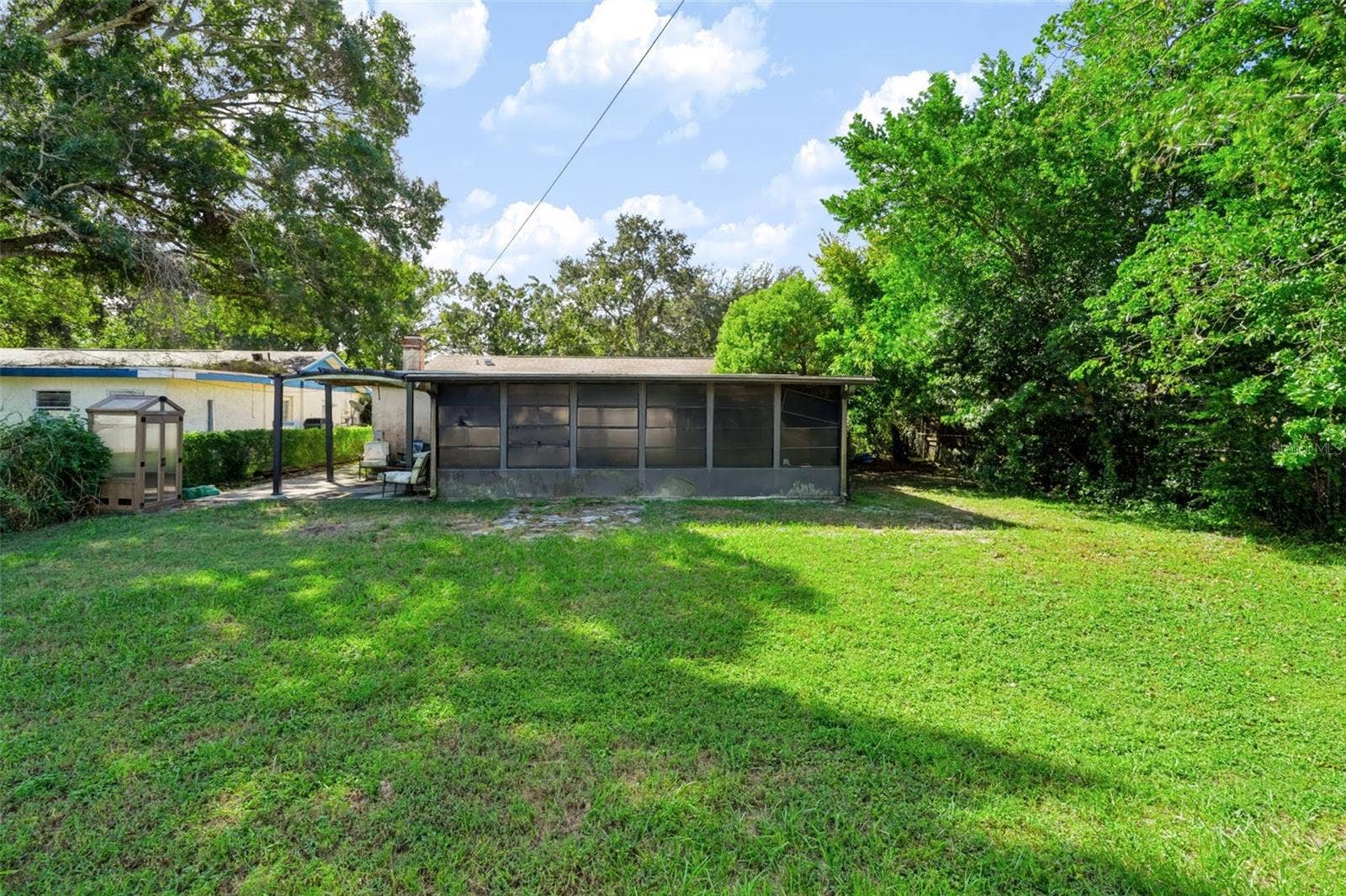 8399 79TH AVENUE, Seminole, FL 33777 8399 79TH AVENUE, Seminole, FL 33777