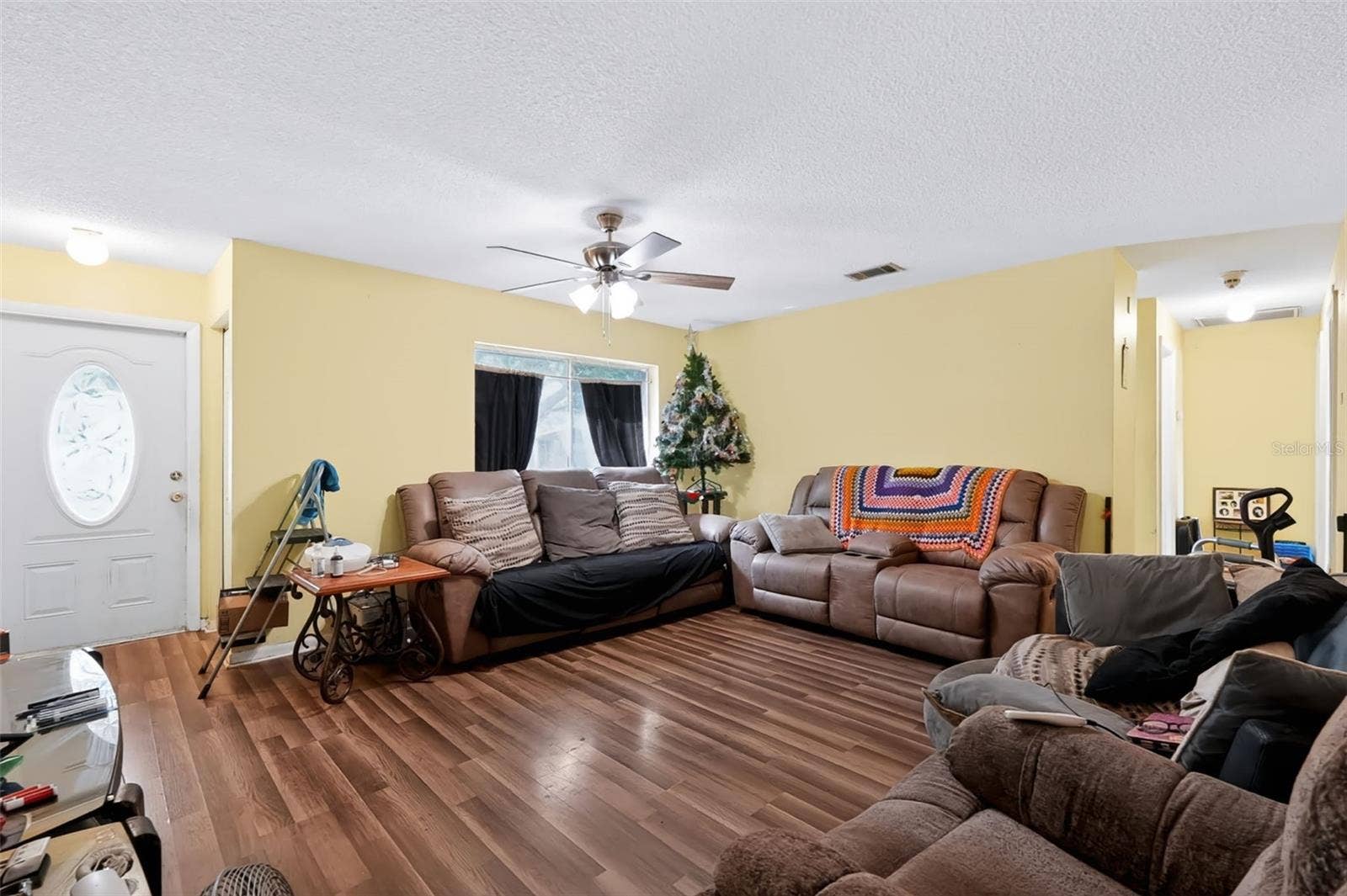 8399 79TH AVENUE, Seminole, FL 33777 8399 79TH AVENUE, Seminole, FL 33777