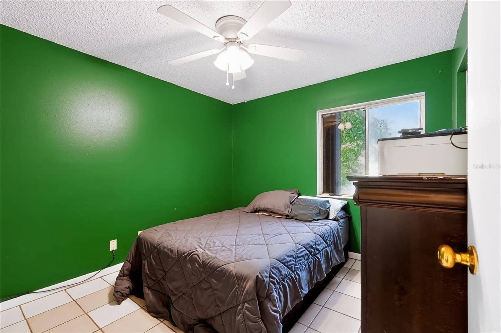 8399 79TH AVENUE, Seminole, FL 33777 8399 79TH AVENUE, Seminole, FL 33777