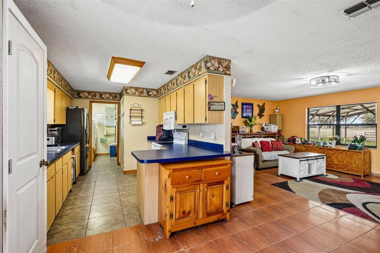 1521 CRE ROAD, Dover, FL 33527 1521 CRE ROAD, Dover, FL 33527