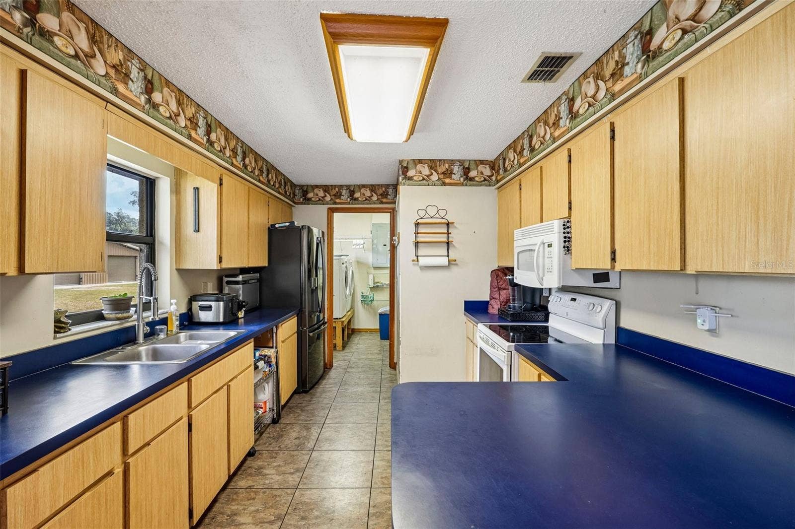 1521 CRE ROAD, Dover, FL 33527 1521 CRE ROAD, Dover, FL 33527