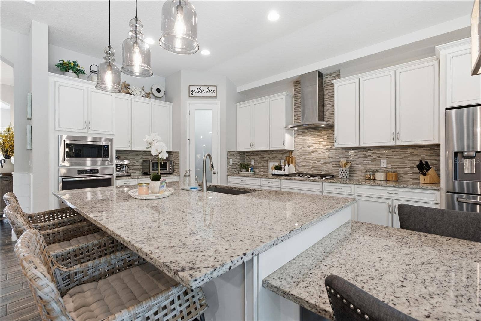 7428 PARADISO DRIVE, Apollo Beach, FL 33572 7428 PARADISO DRIVE, Apollo Beach, FL 33572