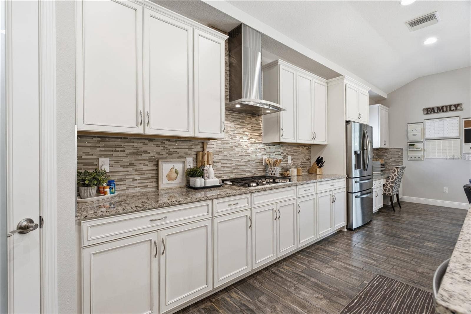 7428 PARADISO DRIVE, Apollo Beach, FL 33572 7428 PARADISO DRIVE, Apollo Beach, FL 33572