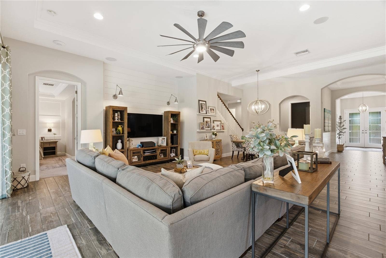 7428 PARADISO DRIVE, Apollo Beach, FL 33572 7428 PARADISO DRIVE, Apollo Beach, FL 33572