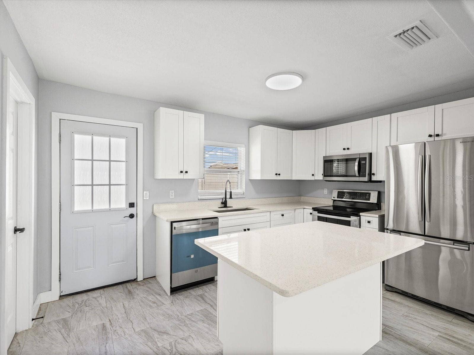 6615 DEL PRADO TERRACE, New Port Richey, FL 34652 6615 DEL PRADO TERRACE, New Port Richey, FL 34652